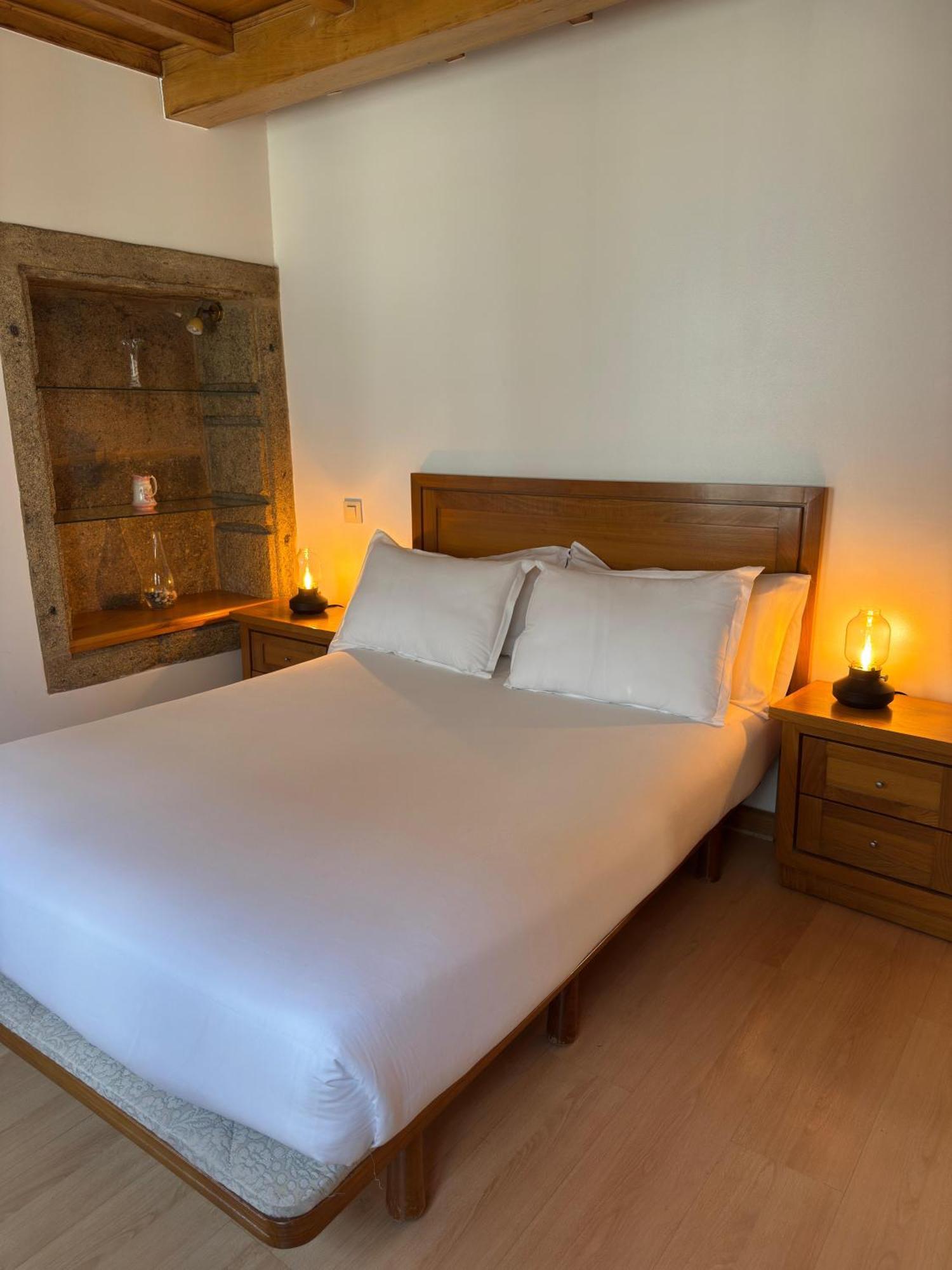 Apartamentos Campanas De San Juan Santiago de Compostela Kültér fotó